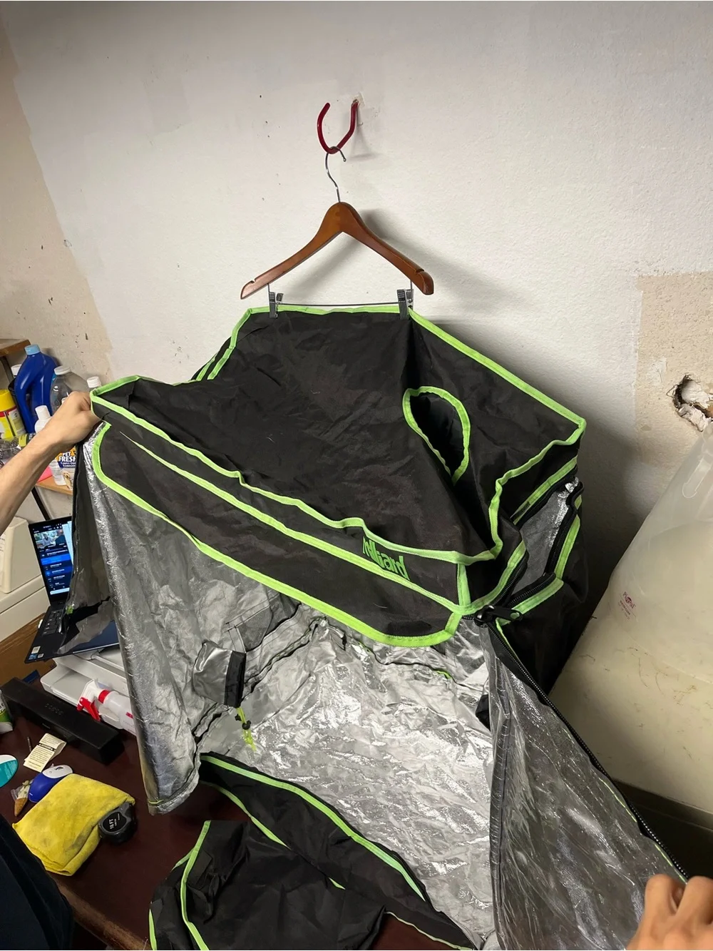 Milliard Reflective Grow Tent Canopy Black Neon Green Trim Damaged